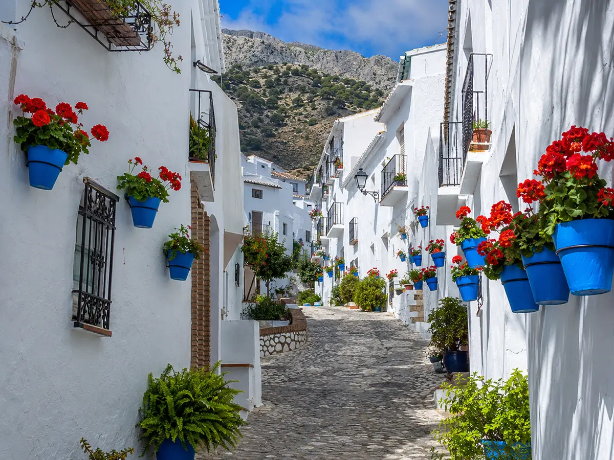 Frigiliana, the white hill village on every day trip